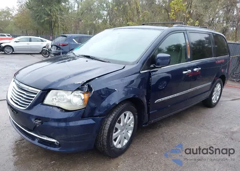 2015 Chrysler Town & Country Touring из США, поврежденный, VIN 2C4RC1BG7FR521150